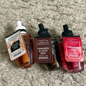 Bath & Body Works Cinnamon Warming Spice Wallflower Set of 3
